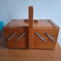 Cestino porta cucito, porta lavoro in legno.