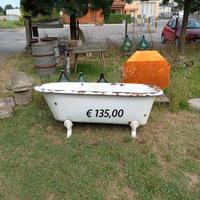Vasca da bagno  in ferro con piedini freestanding