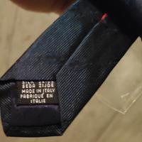 Cravatta in seta colore blu