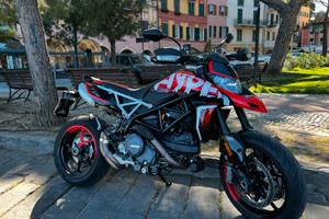 Hypermotard 950rve