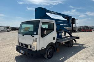 Piattaforma aerea nissan cabstar socage