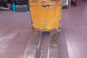 TRANSPALLET ELETTRICO