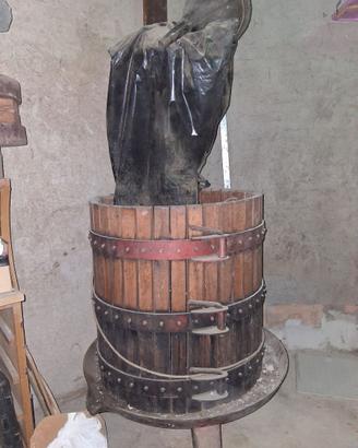 Torchio Vinaccia, TRATT.