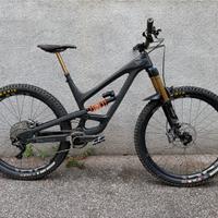 YT Industries Capra CF Pro Race 2019 L