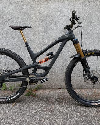 YT Industries Capra CF Pro Race 2019 L