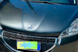 Peugeot 208 1.4 hdi 68 cv 5P Active NEOPATENTATI