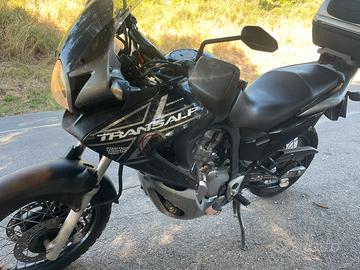 Honda Transalp 700
