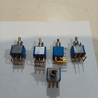 interruttori deviatori  3A 250V