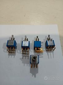 interruttori deviatori  3A 250V