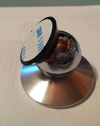 Porta cellulare magnetico