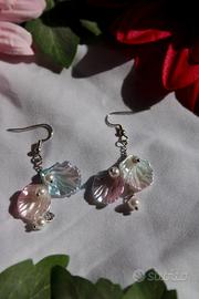 orecchini con conchiglie e perle