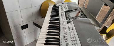 Tastiera Yamaha psr s910
