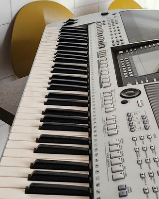 Tastiera Yamaha psr s910