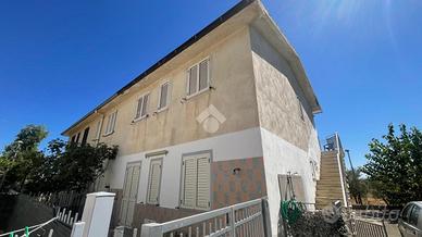 4 LOCALI A CORIGLIANO-ROSSANO