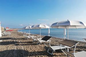 Monolocale vista mare