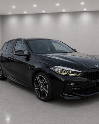 Bmw 118 118d 5p. Msport