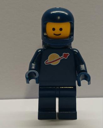 Lego minifigure classic space