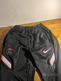 pantaloni tuta nike psg nera e rosa