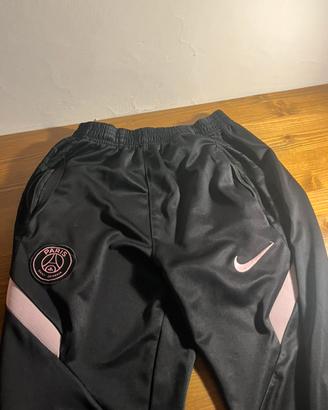 pantaloni tuta nike psg nera e rosa