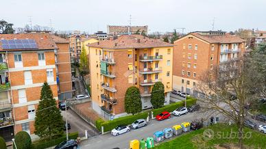 3 LOCALI A REGGIO NELL'EMILIA