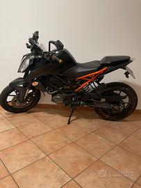 KTM Duke 125