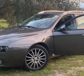 cerchi 18 o 17 originali alfa 159 a razze