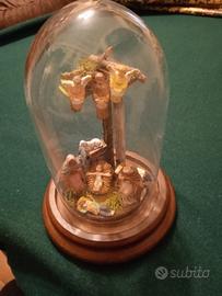 presepe nella campana di vetro