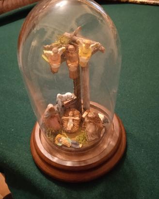 presepe nella campana di vetro
