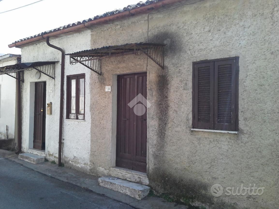 House in Villa Santa Lucia, Frosinone - Vista 3