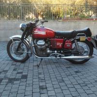 Moto Guzzi V7 850 GT