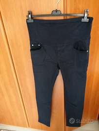 Pantaloni premaman