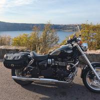 Triumph Speedmaster 800 del 2004 carburatori