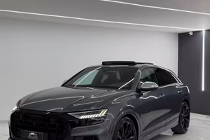 Audi Q8 SQ8 TFSI quattro tiptronic