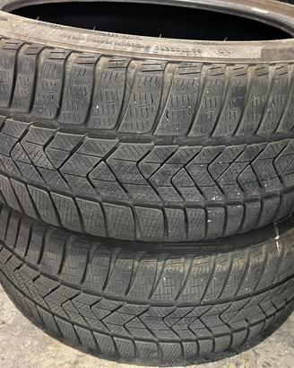 245 45 19 invernali Pirelli del 2024
