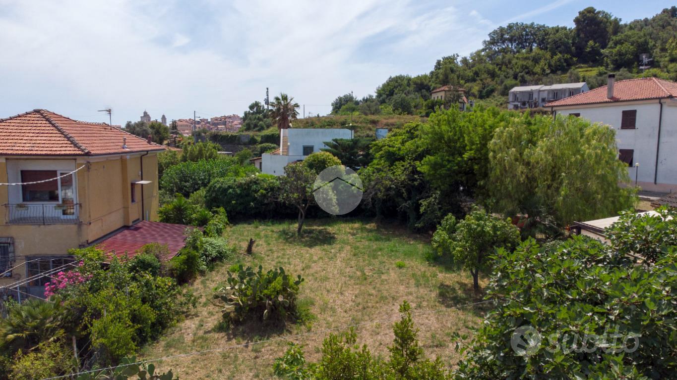 TER. RESIDENZIALE A IMPERIA - Vista 2