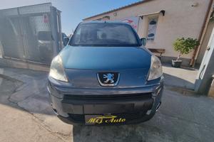 Peugeot Partner Tepee Mix 1.6 HDi 90CV Comfort AUT
