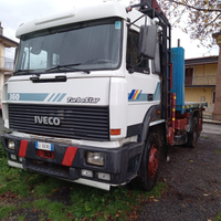 Iveco 190-36 con Gru Forestale Bonfiglioli