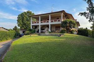 VILLA SINGOLA A MANERBIO