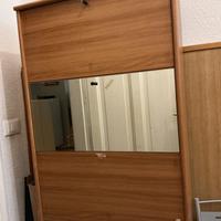 Scarpiera in legno con specchio