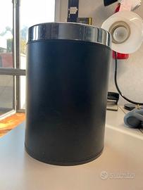 Cestino per la carta rivestito di pelle