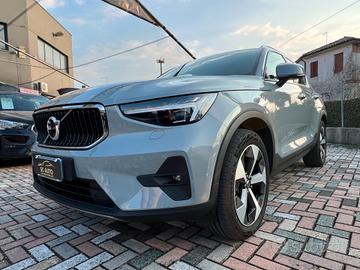 Volvo XC40 B3 automatico Plus Dark