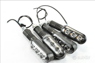 Benelli Leoncino 125 22 25 frecce indicatori