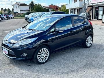 FORD Fiesta 1.4 TDCi 68CV 5 porte Titanium