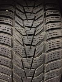 225/55/18 102V HANKOOK W330 4 pneumatici invernali