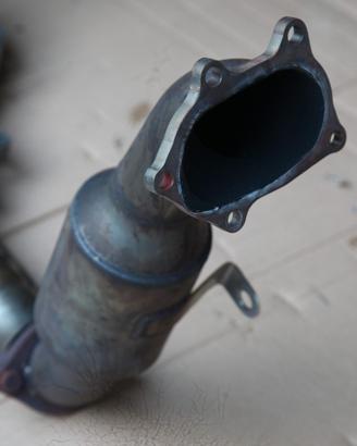 Subaru Impreza WRX STi  Downpipe con kat HJS
