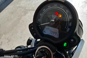 Triumph speed twin anno2023 in perfetto stato  nua