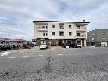 3 LOCALI A MONTALTO UFFUGO