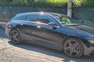 Mercedes CLA shooting brake AMG line premium plus