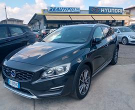 Volvo V60 Cross Country D3 Geartronic Momentum