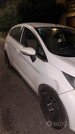 ford fiesta 5° serie  gpl 